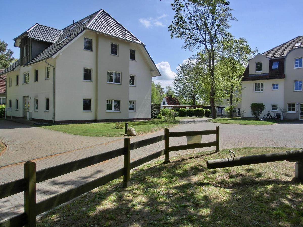 Ferienwohnung U4 "Am Wasserturm" グラール・ミューリッツ エクステリア 写真